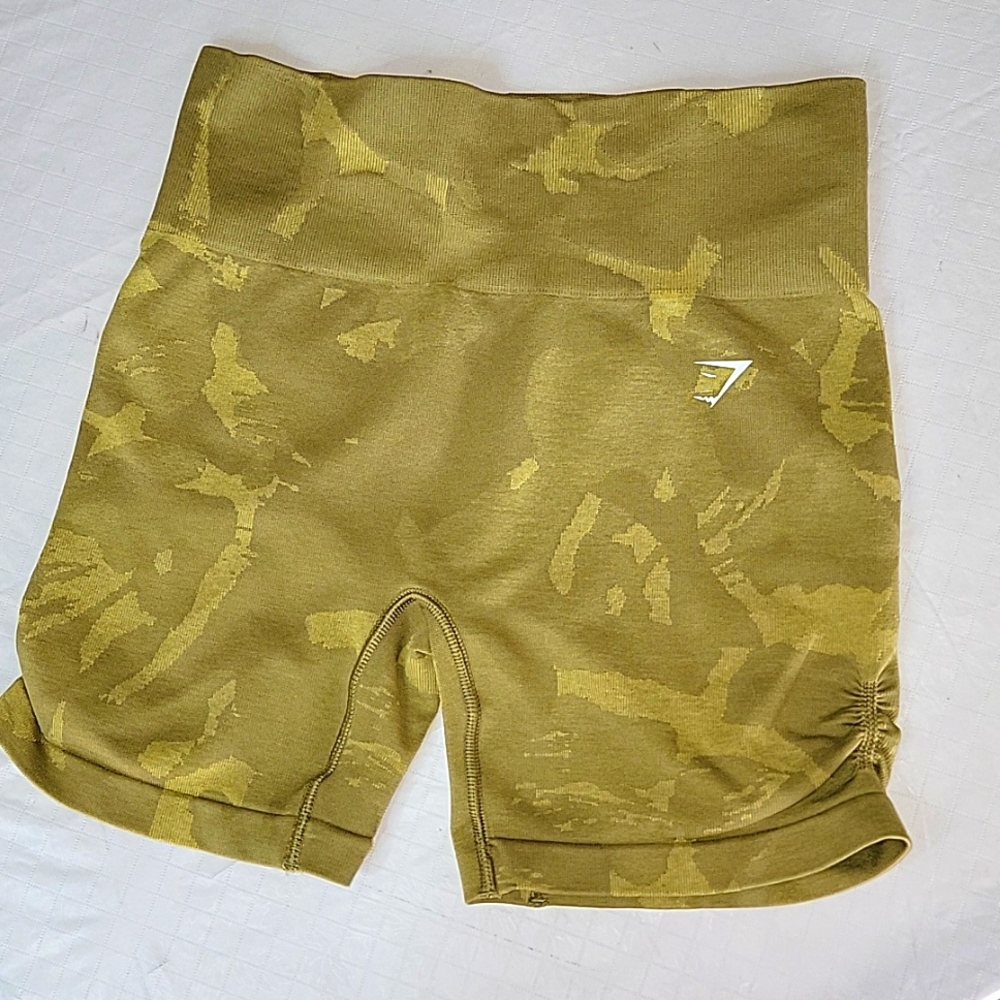 Gymshark Camo Adapt Shorts Griffin Green szM  BinR